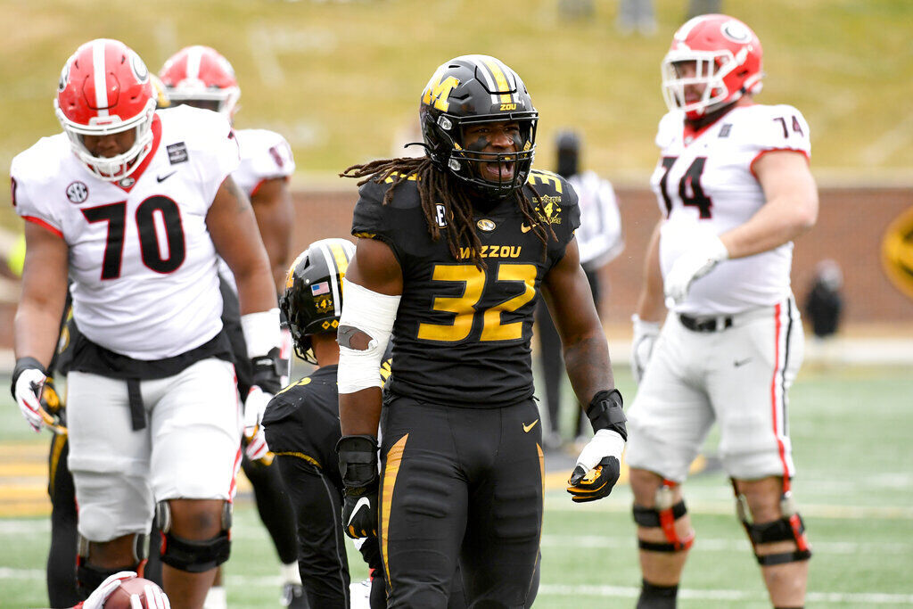 3. Nick Bolton (Jr., Missouri, 5-11, 237)